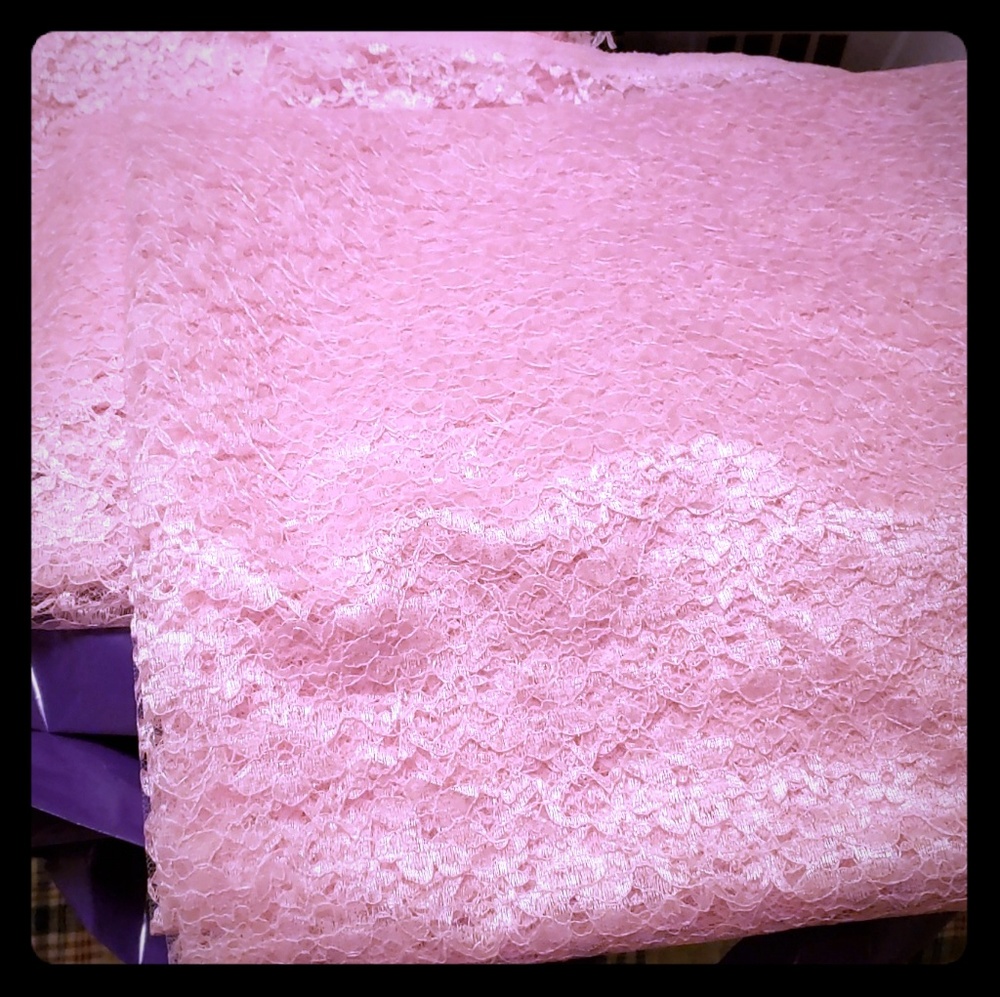 Lace Table Overlays